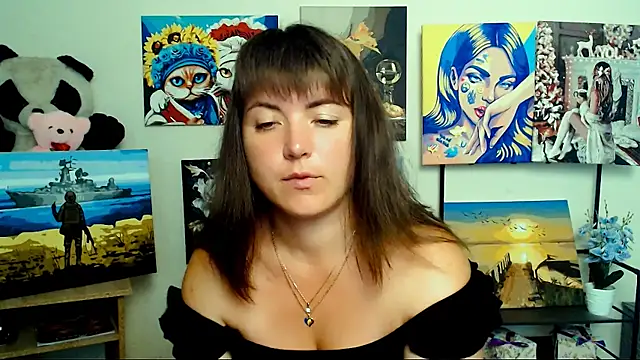 Snapshot of Darina_M_ chatting on 07-01-26, 04:57 Darina M online show from 07-01-26, 04:57