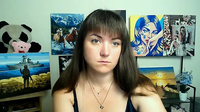 Snapshot of Darina_M_ chatting on 07-29-26, 04:44 Darina M online show from 07-29-26, 04:44