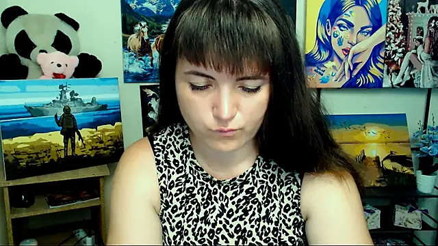 Snapshot of Darina_M_ chatting on 07-21-26, 04:25 Darina M online show from 07-21-26, 04:25