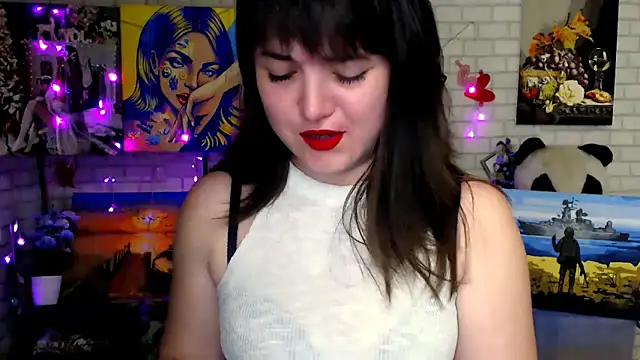 Darina M  online show from 12-18-25, 03:22