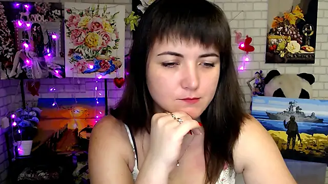 Darina M  online show from 11-23-25, 08:24