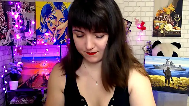 Darina M  online show from 12-17-25, 09:25