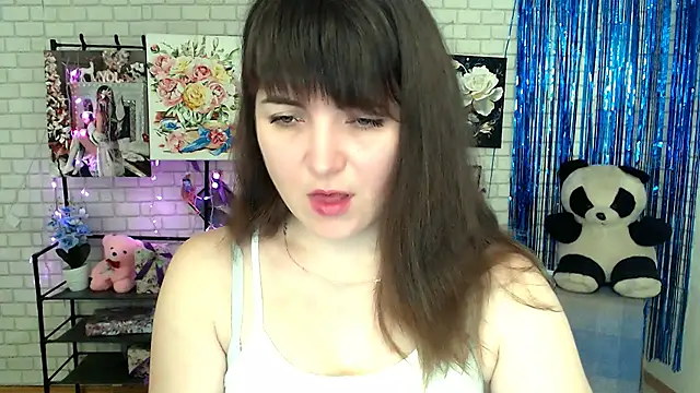 Darina M  online show from 03-04-25, 05:32