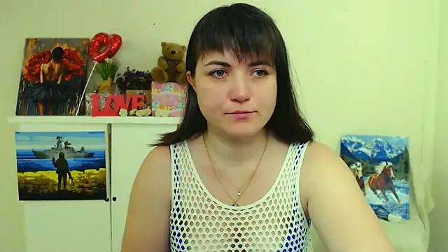 Darina M  online show from 02-22-26, 05:21