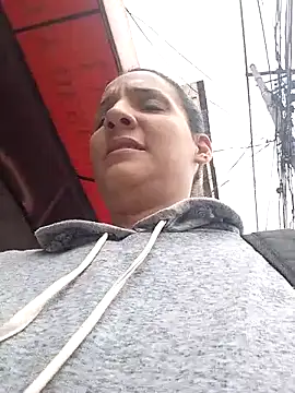 Elliee  online show from 03-28-26, 01:34