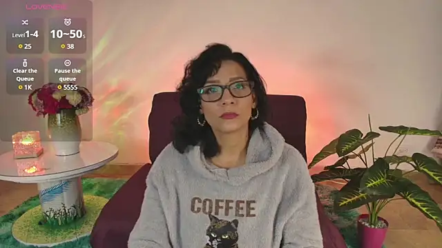 Elliee  online show from 03-03-25, 07:17