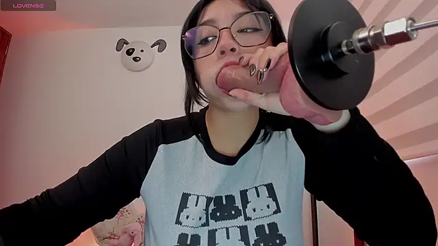 Hannya moon online show from 06-20-26, 04:12