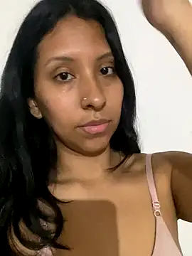 melody2429 online show from 12-16-25, 04:06