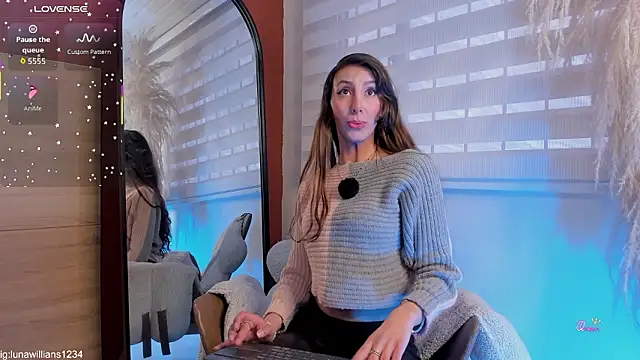 luna willians online show from 03-24-26, 01:33