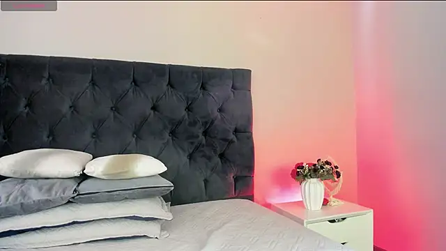 luna willians online show from 12-15-25, 12:22