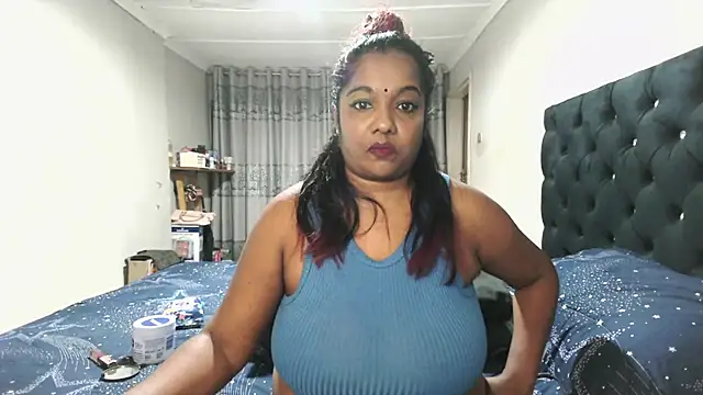 Indianmayaxoxo online show from 10-16-25, 05:43