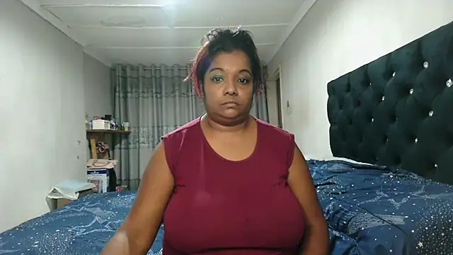 Indianmayaxoxo online show from 10-13-25, 03:35