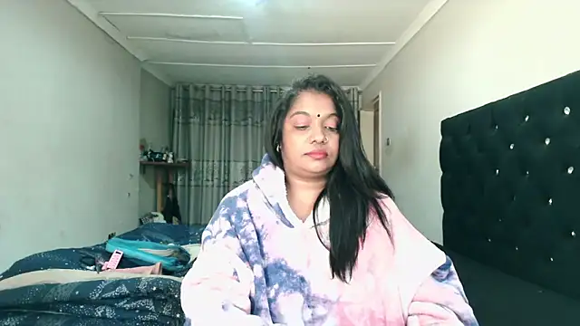 Snapshot of Indianmayaxoxo chatting on 06-01-26, 06:57 Indianmayaxoxo online show from 06-01-26, 06:57