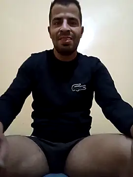 Snapshot of Bisex_activ19 chatting on 12-17-24, 08:01 Bisex activ19 online show from 12-17-24, 08:01