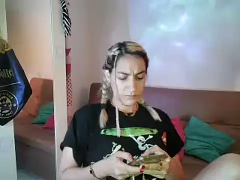mandy berrys online show from 12-05-24, 05:54