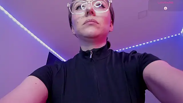 Ich Bin Julia online show from 03-03-25, 02:17