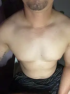 tomazu11 online show from 10-29-25, 05:06