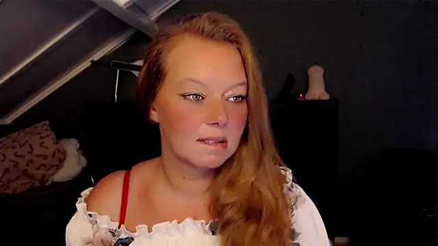 roxanna24 online show from 05-31-26, 07:58