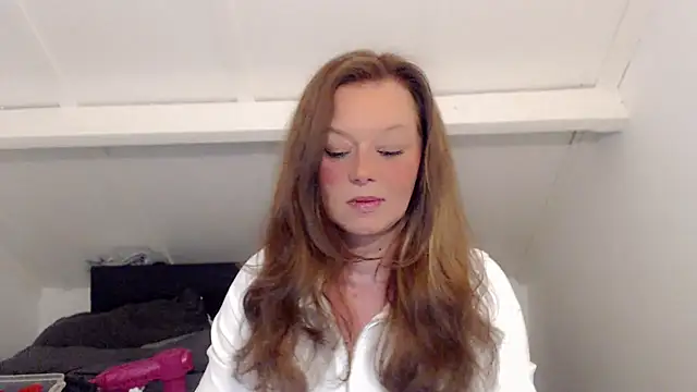 roxanna24 online show from 03-12-26, 07:18