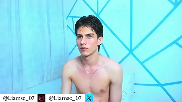 Snapshot of liam_scott77 chatting on 07-12-26, 02:12 liam scott77 online show from 07-12-26, 02:12