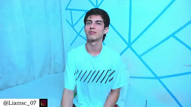 liam scott77 online show from 04-07-26, 11:39