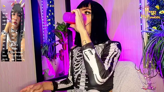 Micaela Rangel online show from 10-14-25, 02:12