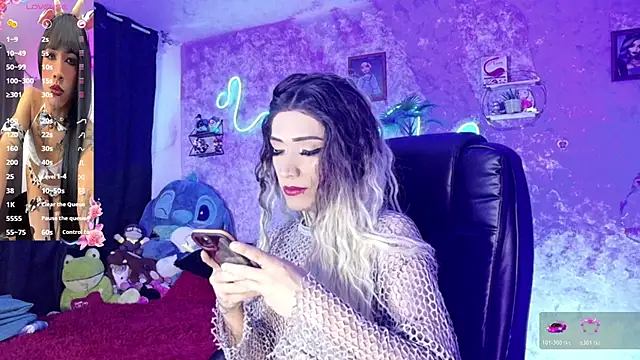 Snapshot of Micaela_Rangel chatting on 04-25-26, 02:58 Micaela Rangel online show from 04-25-26, 02:58