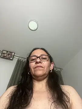 Freya Artemisa online show from 03-11-25, 05:46