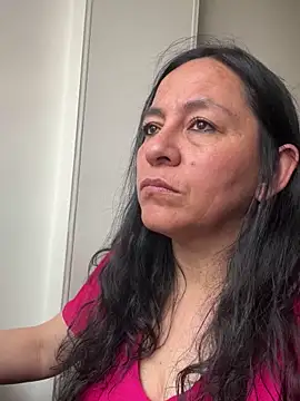 Freya Artemisa online show from 10-22-25, 05:23