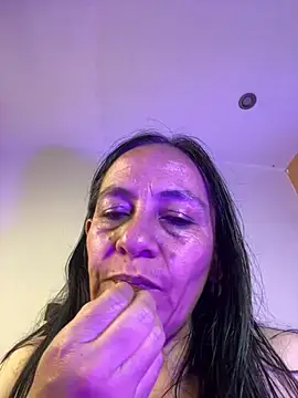 Snapshot of Freya_Artemisa chatting on 05-19-26, 01:56 Freya Artemisa online show from 05-19-26, 01:56