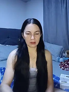 renata hot1 online show from 07-11-26, 02:01
