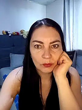 renata hot1 online show from 05-12-26, 07:20