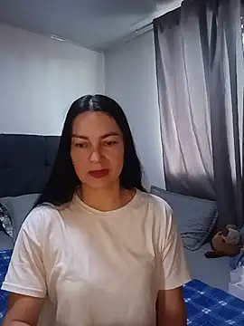 renata hot1 online show from 07-21-26, 09:16