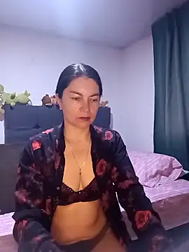 renata hot1 online show from 10-20-25, 11:16