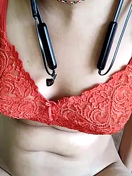 Snapshot of Rani_Desai69 chatting on 03-14-25, 09:24 Rani Desai69 online show from 03-14-25, 09:24