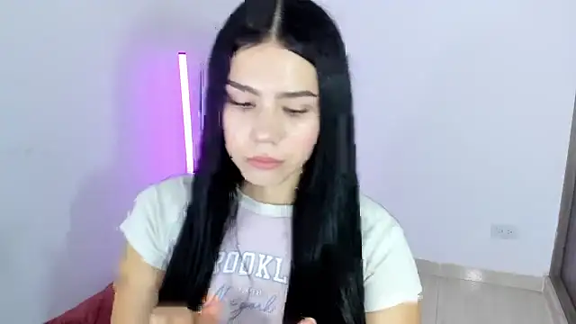 Snapshot of Natasha_su_ chatting on 10-14-25, 10:09 Natasha su online show from 10-14-25, 10:09