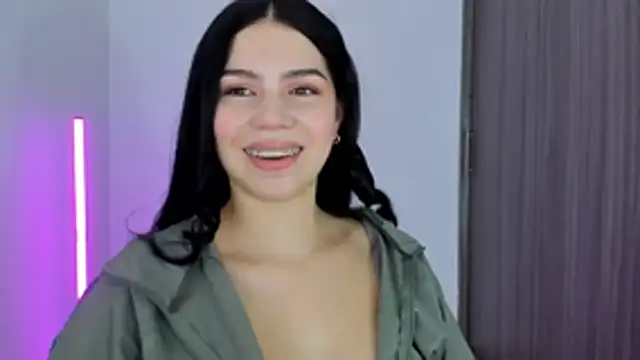 Natasha su  online show from 10-26-25, 01:06