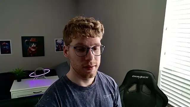 BlueEyedTallGuy94 online show from 02-11-26, 09:03