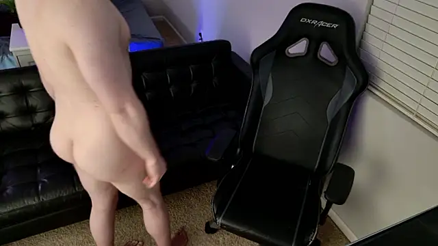 BlueEyedTallGuy94 online show from 02-19-26, 09:17