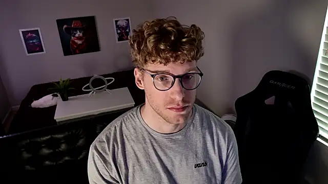 BlueEyedTallGuy94 online show from 03-24-26, 08:42