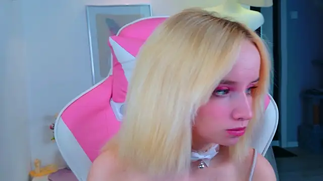 b4by LoL1 online show from 04-16-26, 06:47