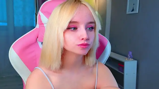 b4by LoL1 online show from 03-23-26, 01:44