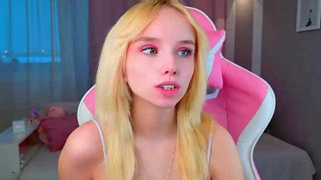 b4by LoL1 online show from 03-01-26, 12:49