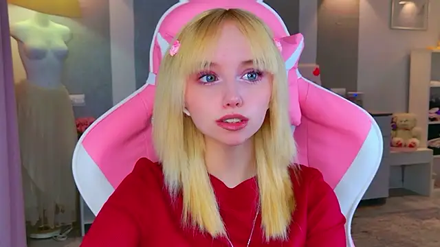 b4by LoL1 online show from 02-12-26, 12:38