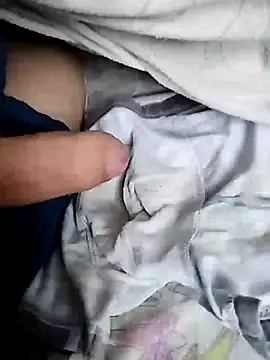 Snapshot of Grig1982 chatting on 02-13-26, 06:57 Grig1982 online show from 02-13-26, 06:57