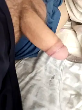 Snapshot of Grig1982 chatting on 03-25-26, 07:30 Grig1982 online show from 03-25-26, 07:30