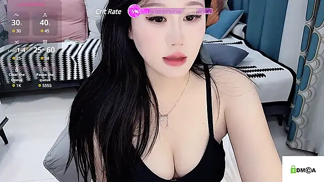 QQ-tutu online show from 03-21-25, 02:18