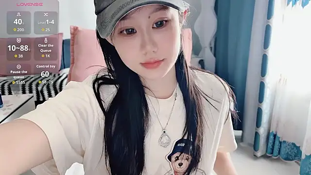 QQ-tutu online show from 09-24-25, 12:40