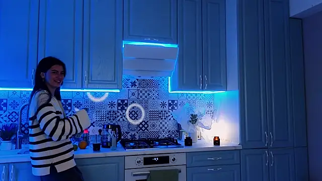 tomorrows day online show from 11-08-25, 09:18