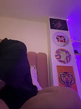 Ashley Chriss online show from 02-06-25, 03:27